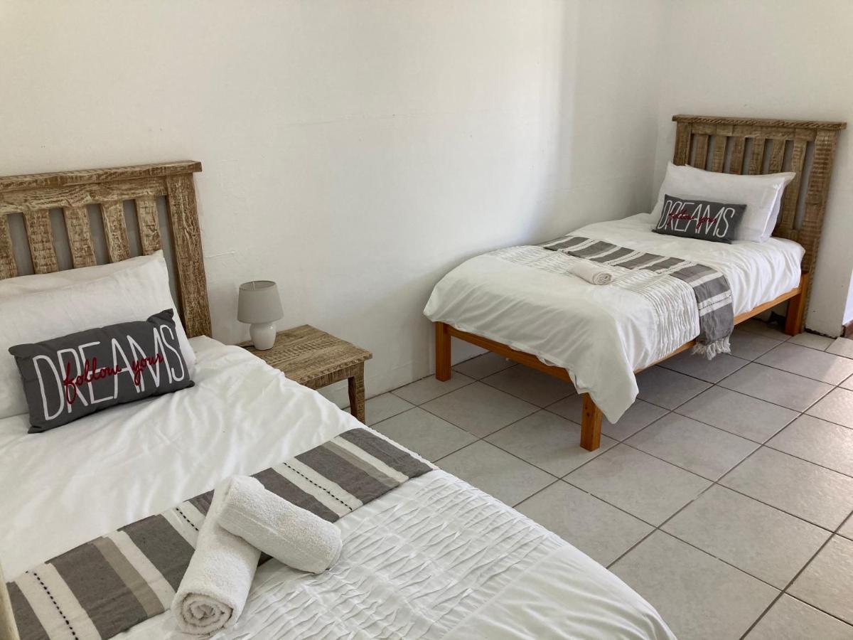 Mangolds Guest House Порт Елизабет Екстериор снимка